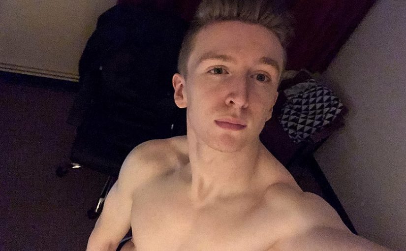 Sporty Boy Cums For You – Alexander Light